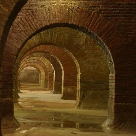 Marcheamore - Il Passaggio Segreto, Luxury Loft With Private Courtyard